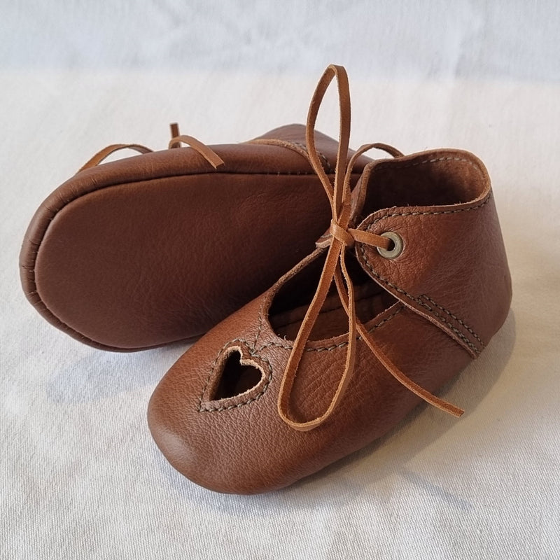 The Minnie Mary-Jane baby shoe